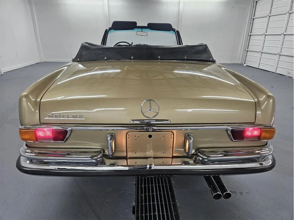 1970 Mercedes-Benz W108 & W109 - Image 3 of 4