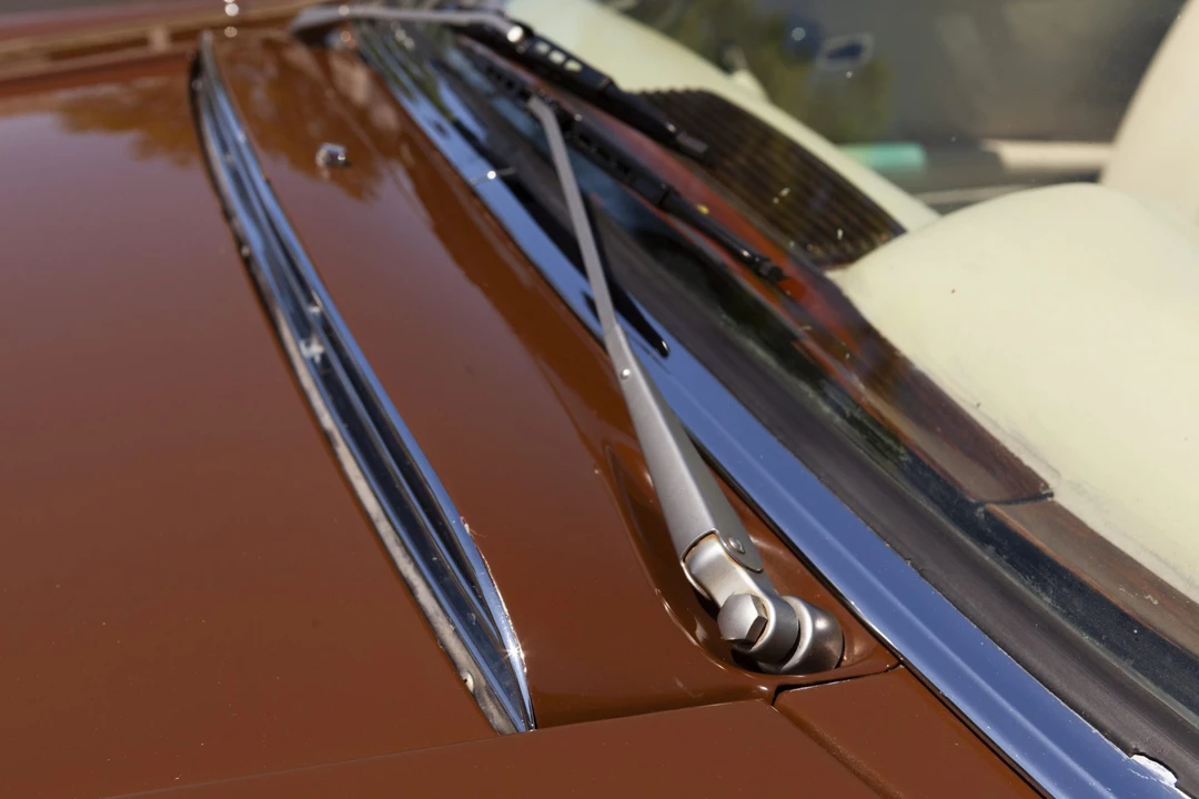 1970 Mercedes-Benz W111 280SE 3.5 Cabriolet - Image 24 of 31