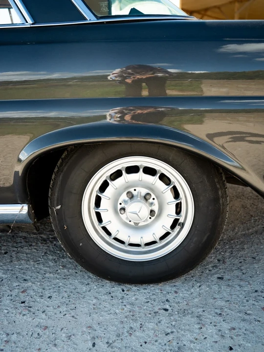 1970 Mercedes-Benz W111 280SE 3.5 Coupe - Image 10 of 30