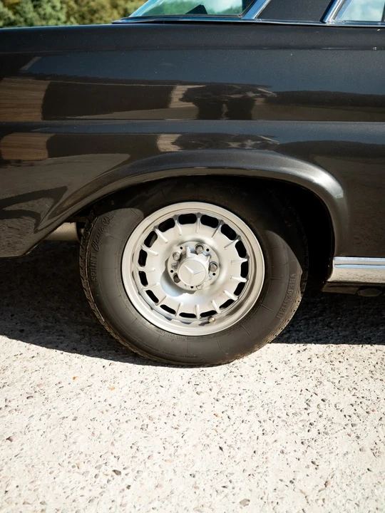 1970 Mercedes-Benz W111 280SE 3.5 Coupe - Image 11 of 30