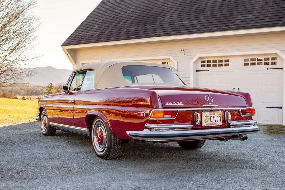 1970 Mercedes-Benz W111 Cabriolet - Image 4 of 31