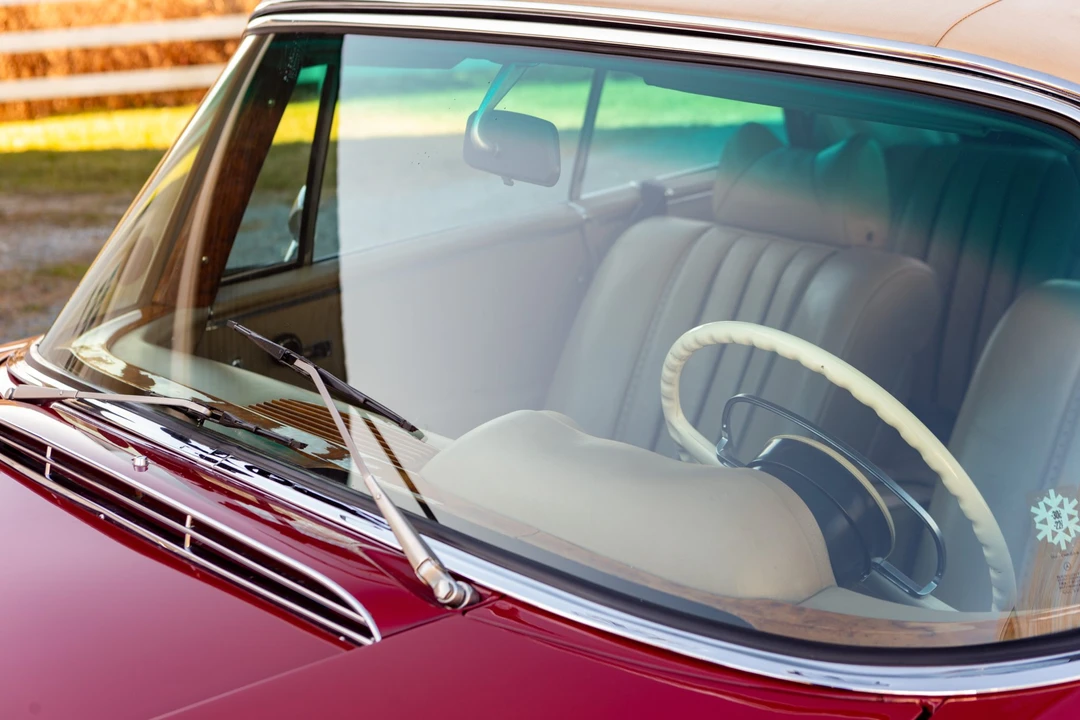 1970 Mercedes-Benz W111 Cabriolet - Image 12 of 31