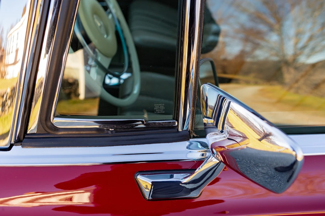 1970 Mercedes-Benz W111 Cabriolet - Image 15 of 31