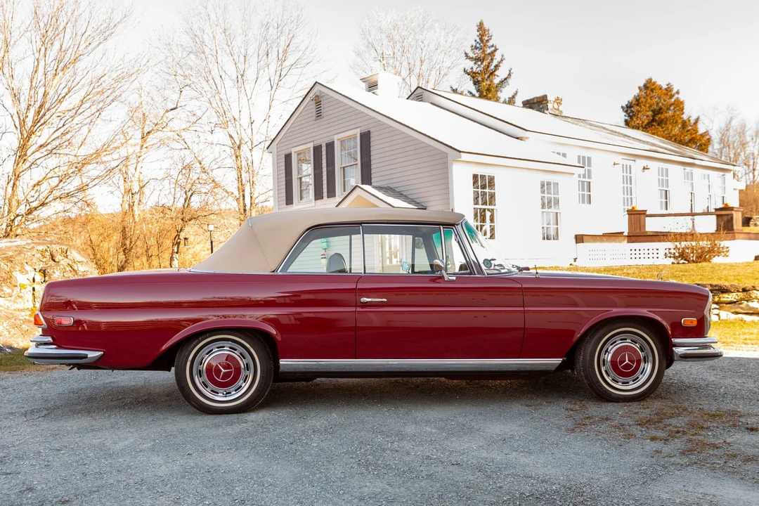 1970 Mercedes-Benz W111 Cabriolet - Image 7 of 31