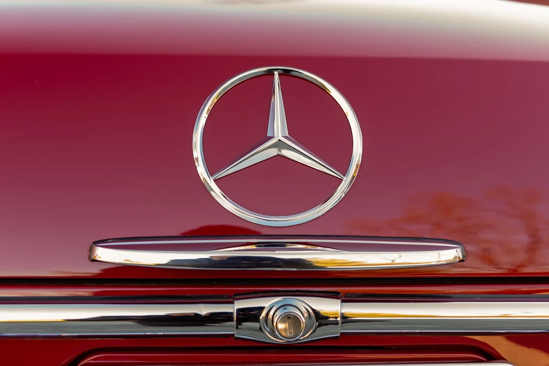 1970 Mercedes-Benz W111 Cabriolet - Image 24 of 31