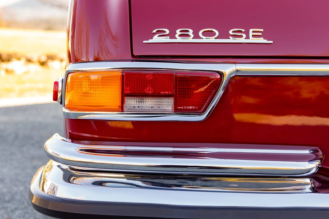 1970 Mercedes-Benz W111 Cabriolet - Image 20 of 31