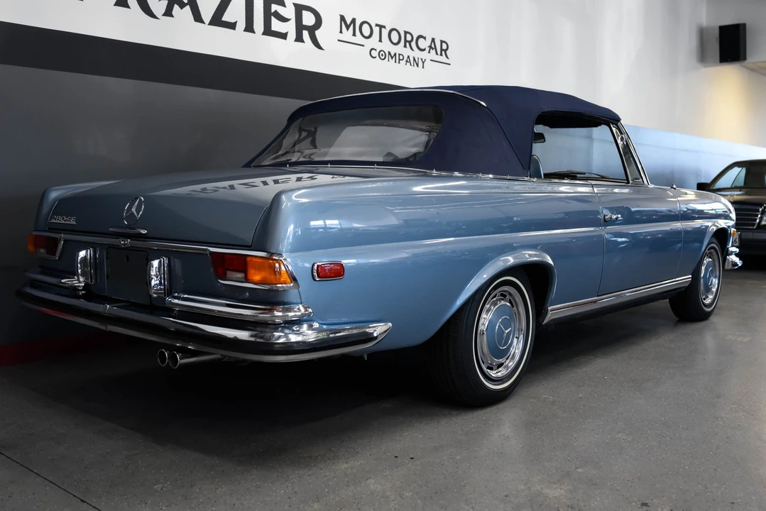 1970 Mercedes-Benz W111 Cabriolet - Image 27 of 31