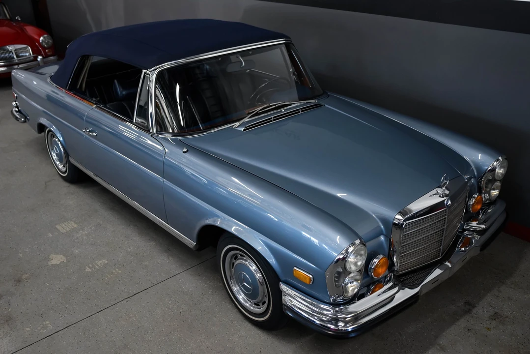 1970 Mercedes-Benz W111 Cabriolet - Image 30 of 31
