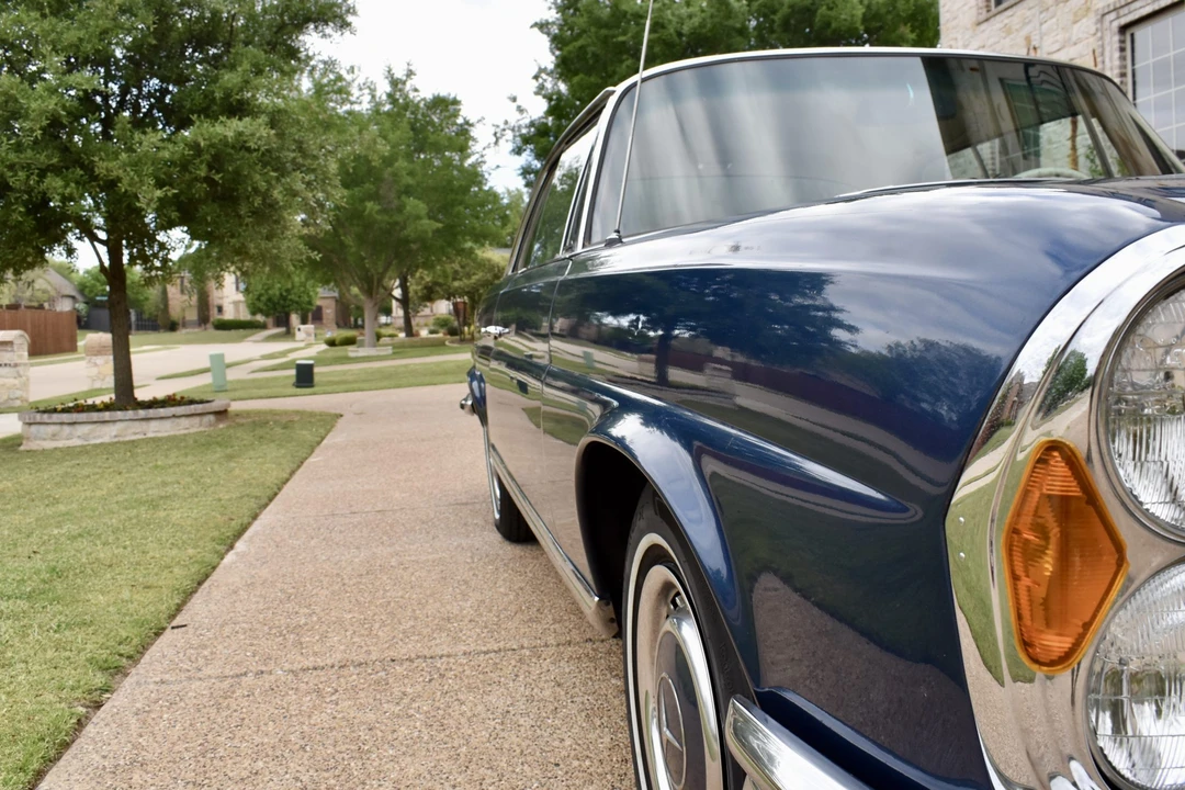 1970 Mercedes-Benz W111 Coupe - Image 25 of 31