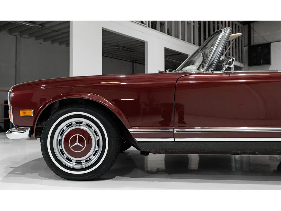 1970 Mercedes-Benz W113 SL-Class - Image 14 of 31