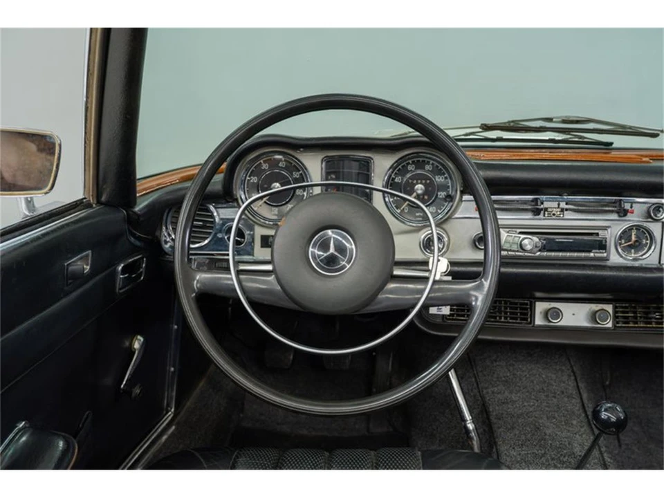 1970 Mercedes-Benz W113 SL-Class - Image 12 of 31