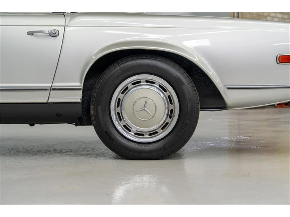 1970 Mercedes-Benz W113 SL-Class - Image 28 of 31