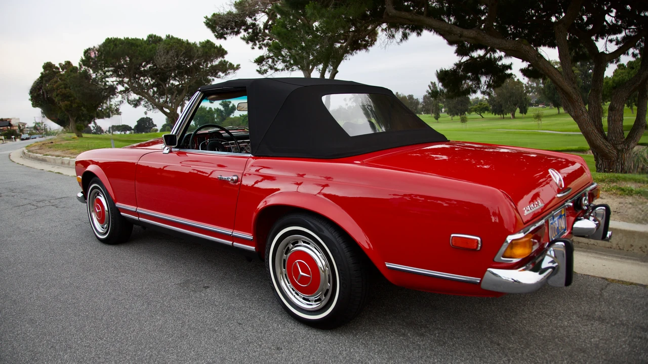 1970 Mercedes-Benz W113 SL-Class - Image 16 of 31