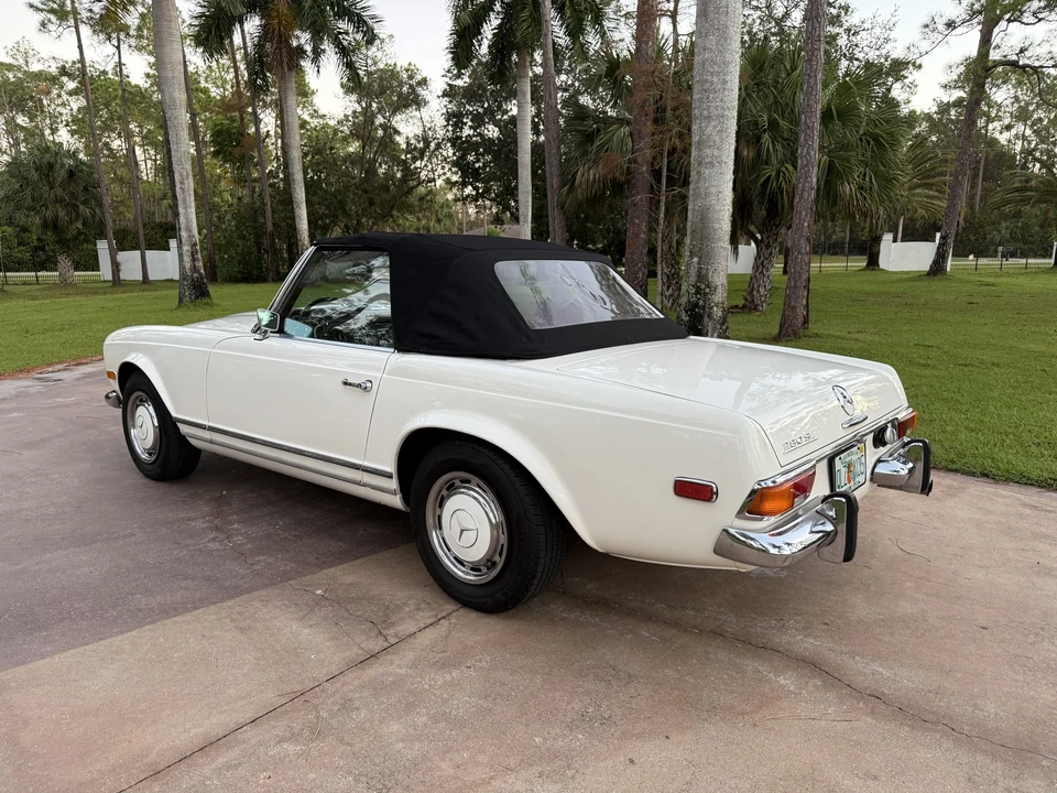 1970 Mercedes-Benz W113 SL-Class - Image 20 of 31
