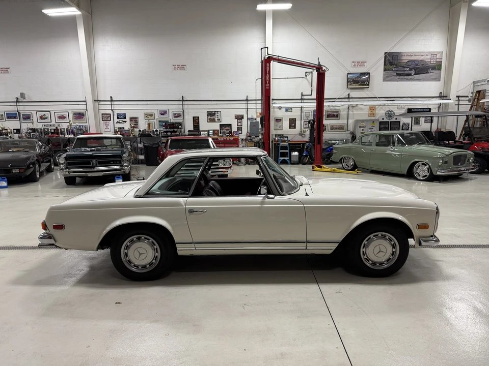1970 Mercedes-Benz W113 SL-Class - Image 27 of 31