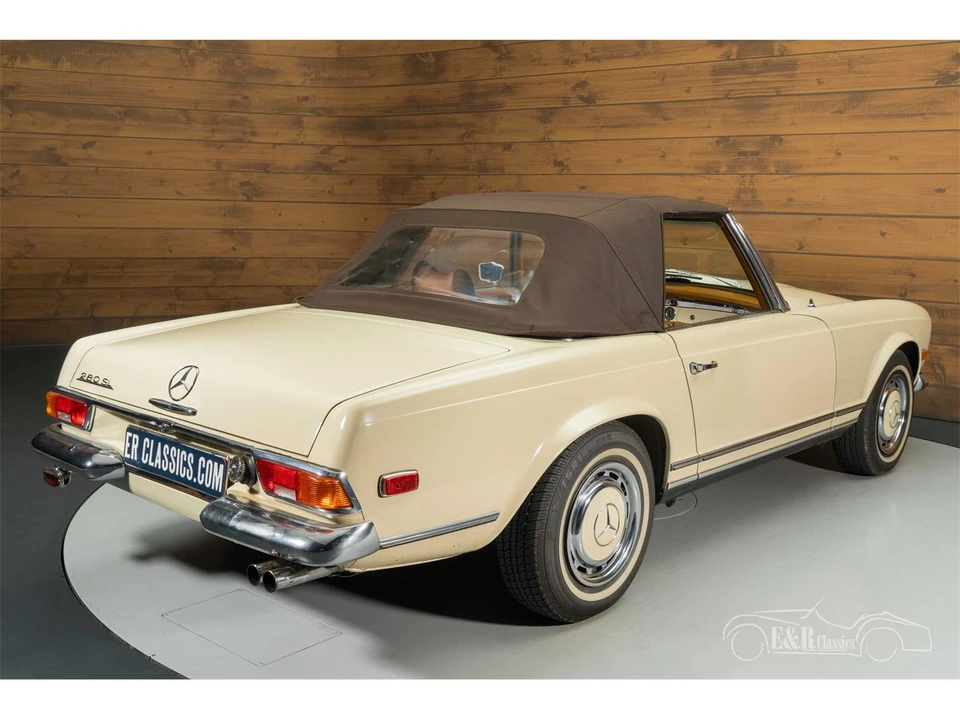 1970 Mercedes-Benz W113 SL-Class - Image 9 of 18