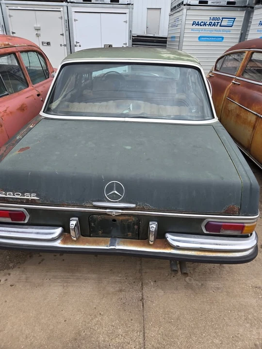 1970 Mercedes-Benz W108 & W109 - Image 3 of 3