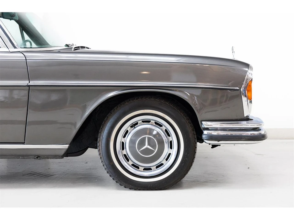 1970 Mercedes-Benz W108 & W109 - Image 18 of 29