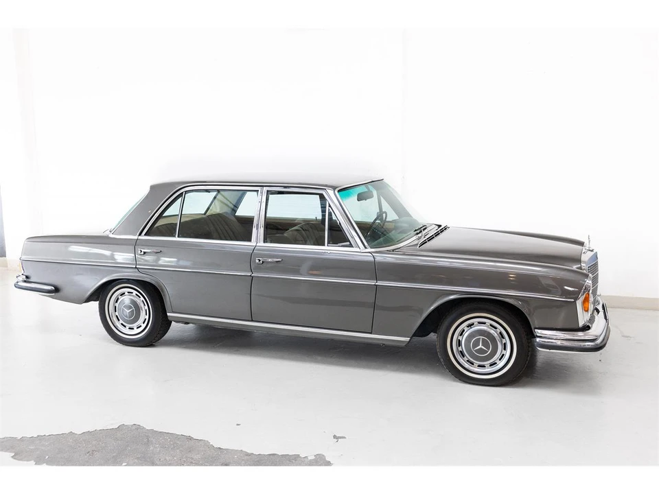 1970 Mercedes-Benz W108 & W109 - Image 28 of 29