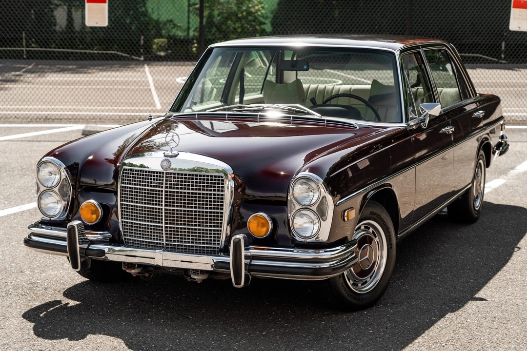 1970 Mercedes-Benz W108 & W109 - Image 2 of 31