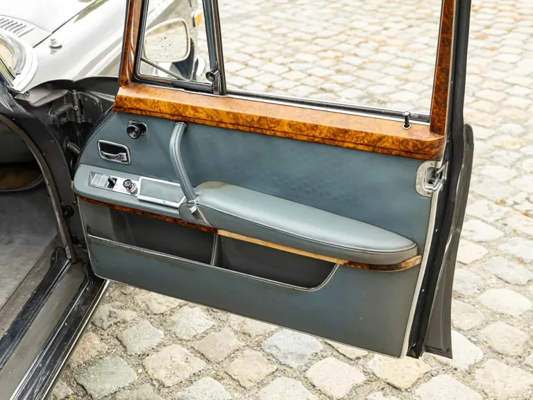 1970 Mercedes-Benz 600 Pullman - Image 26 of 31