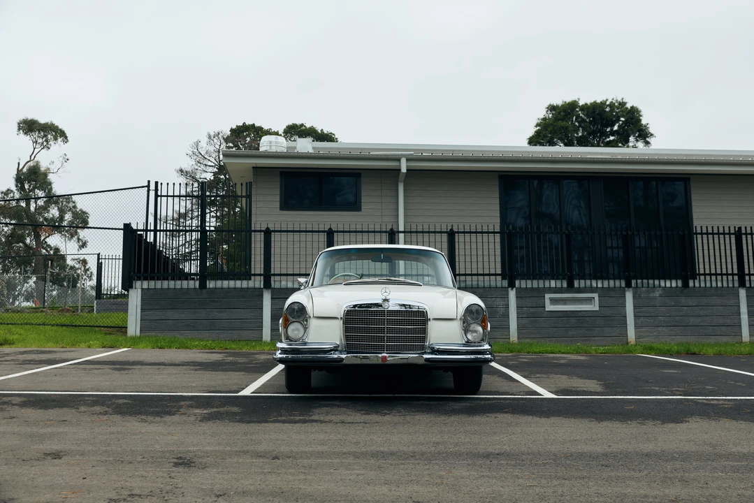 1970 Mercedes-Benz W111 280SE 3.5 Coupe - Image 2 of 31
