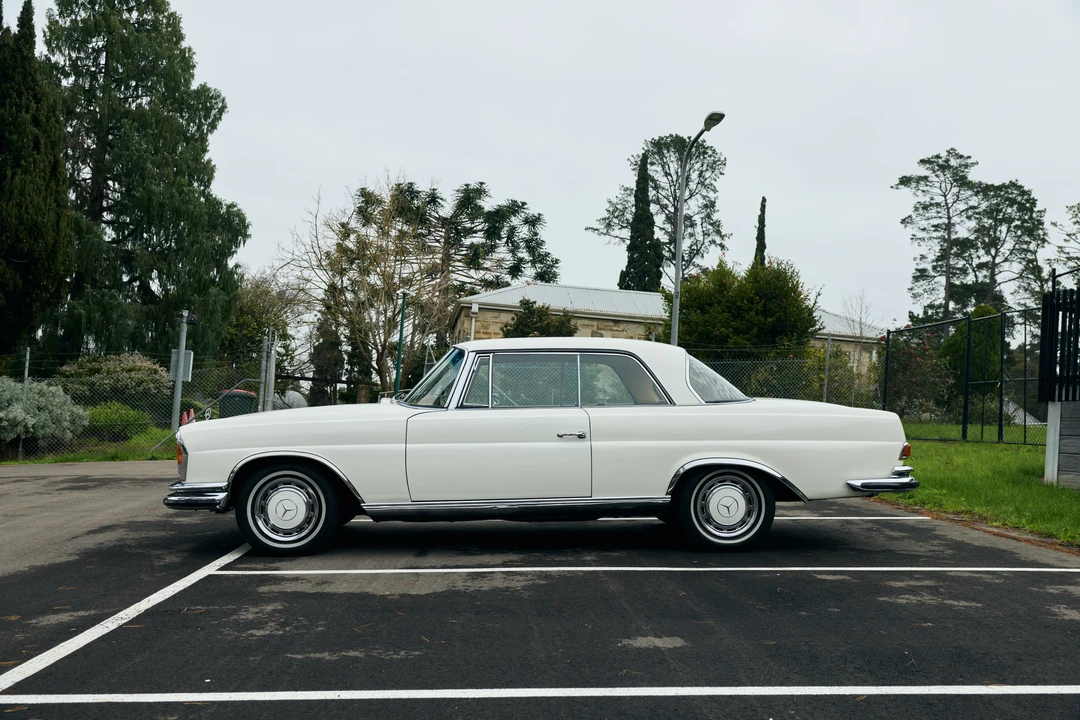 1970 Mercedes-Benz W111 280SE 3.5 Coupe - Image 8 of 31