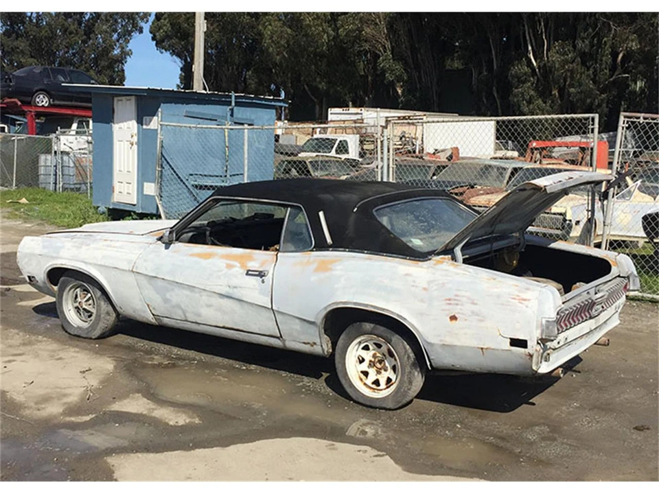 1970 Mercury Cougar 1st Gen - Image 2 of 8