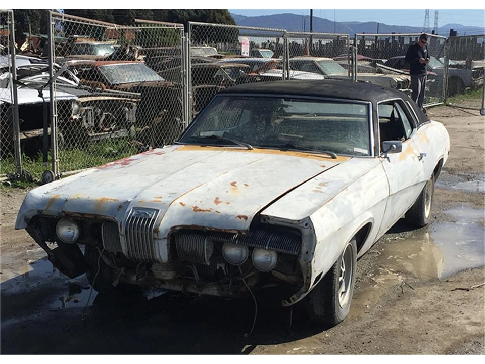 1970 Mercury Cougar 1st Gen - Image 5 of 8