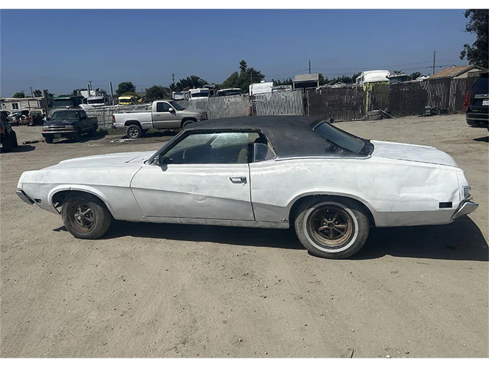 1970 Mercury Cougar 1st Gen - Image 3 of 13