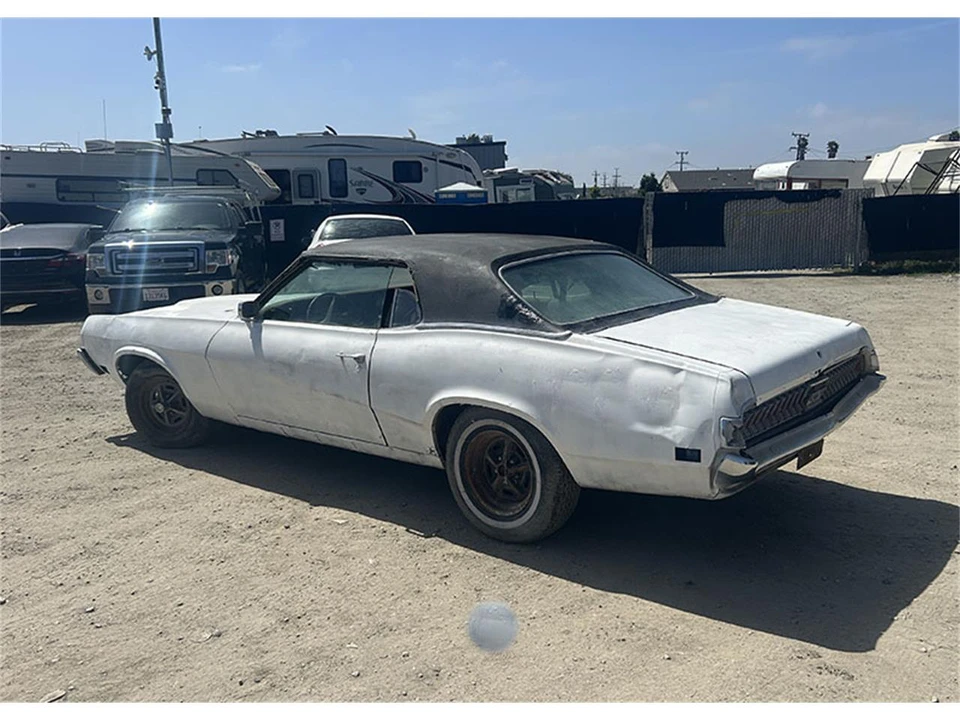 1970 Mercury Cougar 1st Gen - Image 6 of 13