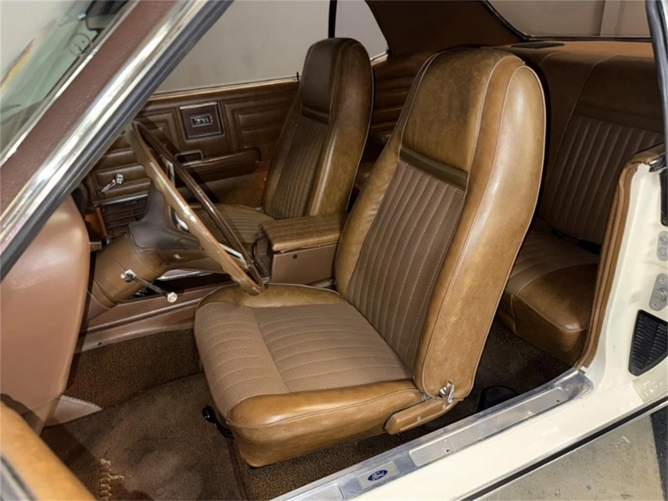1970 Mercury Cougar 1st Gen - Image 21 of 31