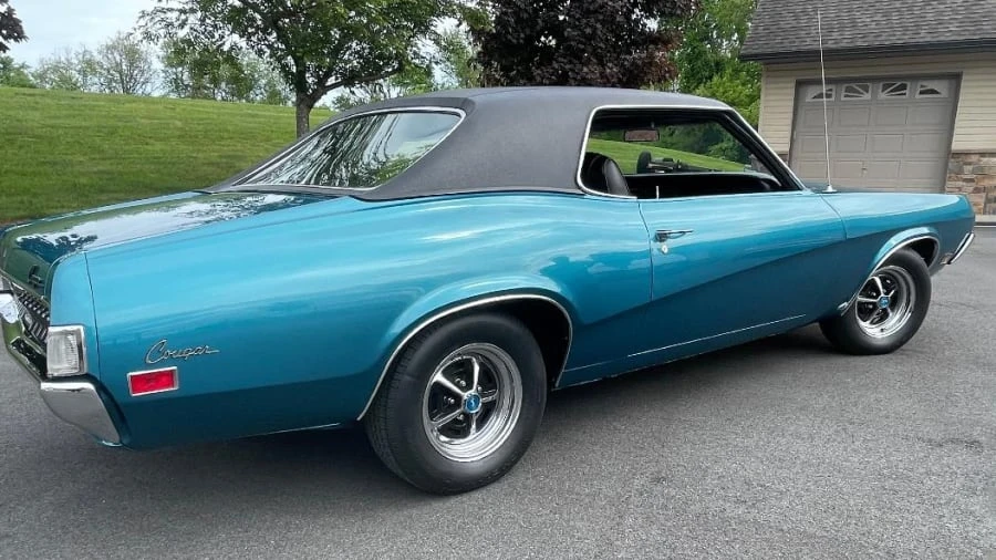 1970 Mercury Cougar 1st Gen - Image 2 of 10