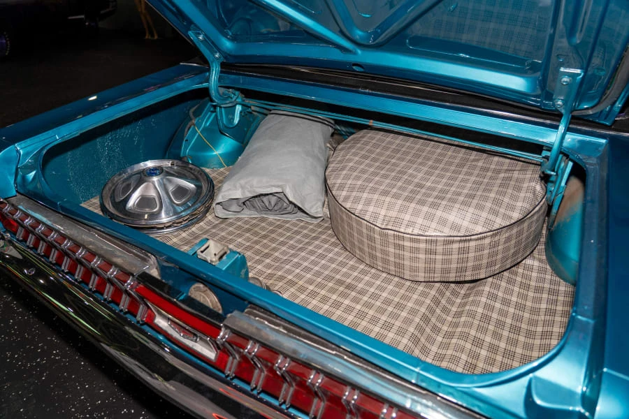 1970 Mercury Cougar 1st Gen - Image 15 of 18