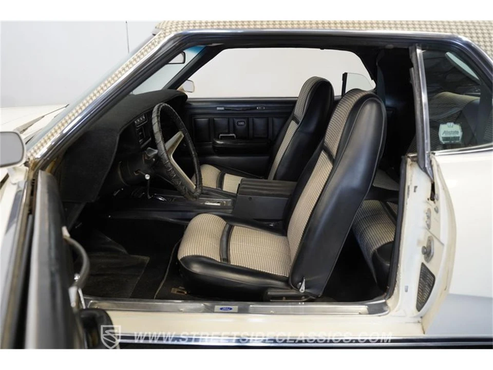 1970 Mercury Cougar 1st Gen - Image 3 of 31