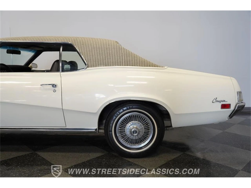 1970 Mercury Cougar 1st Gen - Image 24 of 31