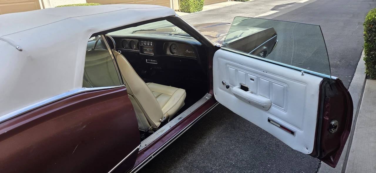 1970 Mercury Cougar 1st Gen - Image 25 of 31
