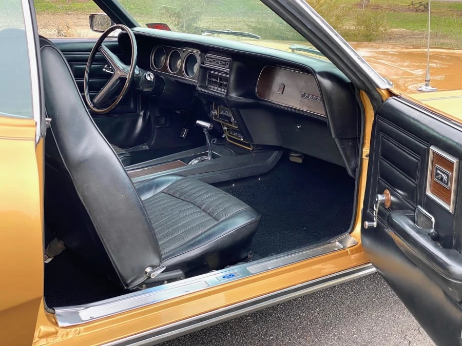 1970 Mercury Cougar 1st Gen - Image 5 of 12