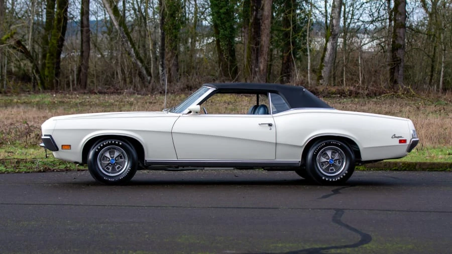 1970 Mercury Cougar 1st Gen - Image 2 of 20
