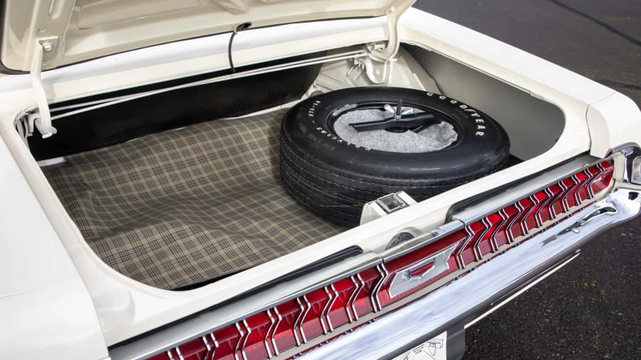 1970 Mercury Cougar 1st Gen - Image 19 of 20