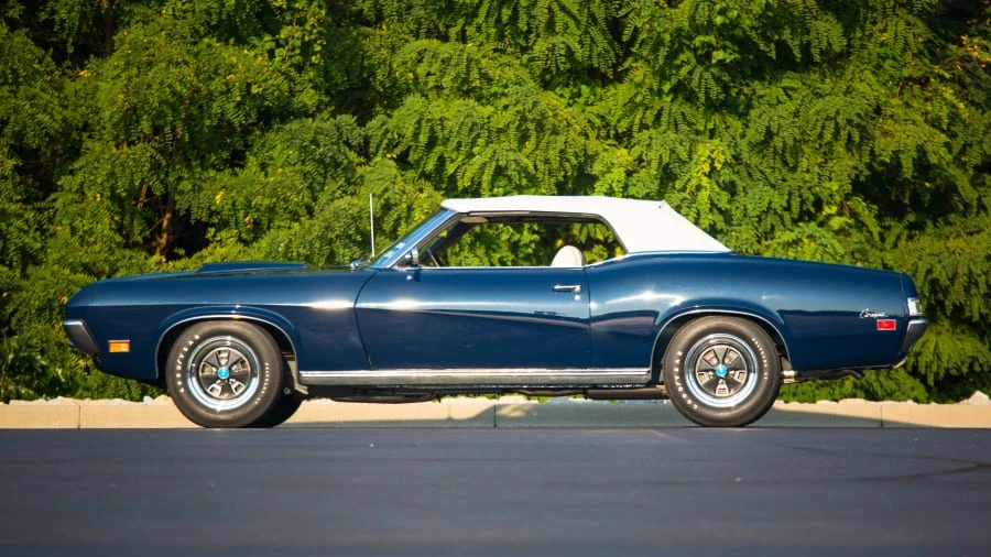 1970 Mercury Cougar 1st Gen - Image 2 of 12