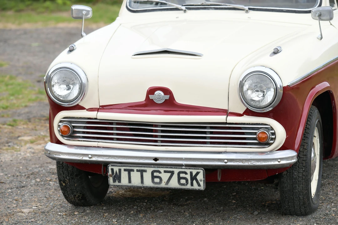 1970 Morris - Image 4 of 10