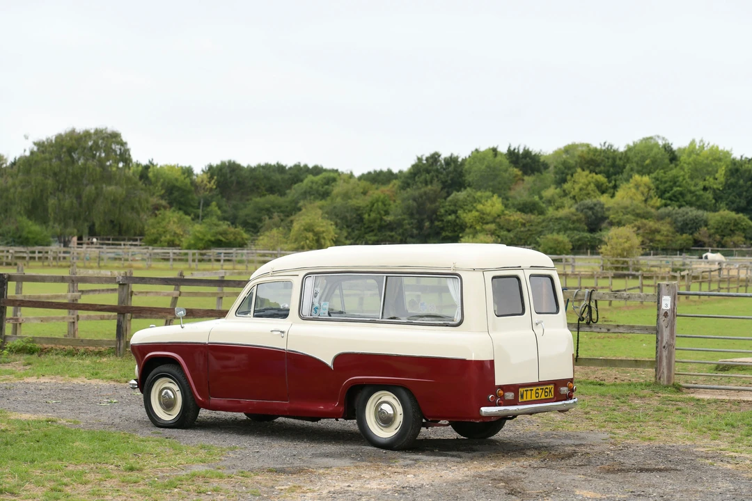1970 Morris - Image 2 of 10