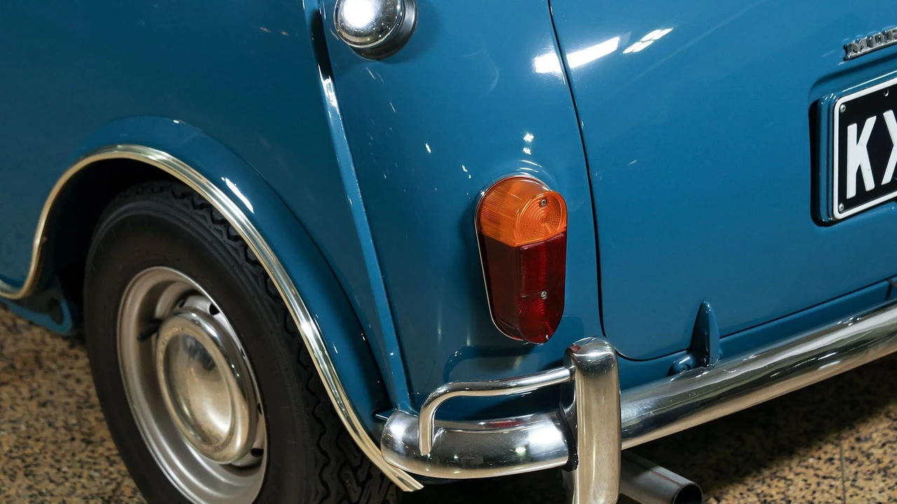 1970 Morris Minor - Image 17 of 31