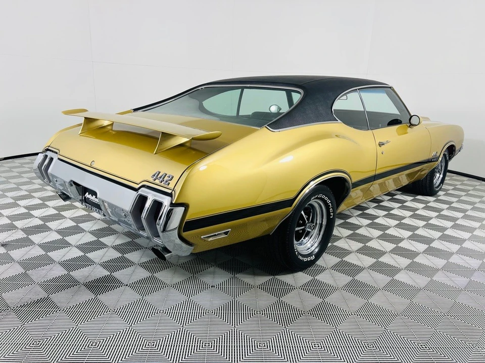 1970 Oldsmobile 442 2nd Gen - Image 9 of 12