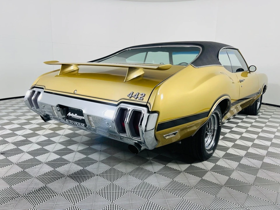 1970 Oldsmobile 442 2nd Gen - Image 11 of 12
