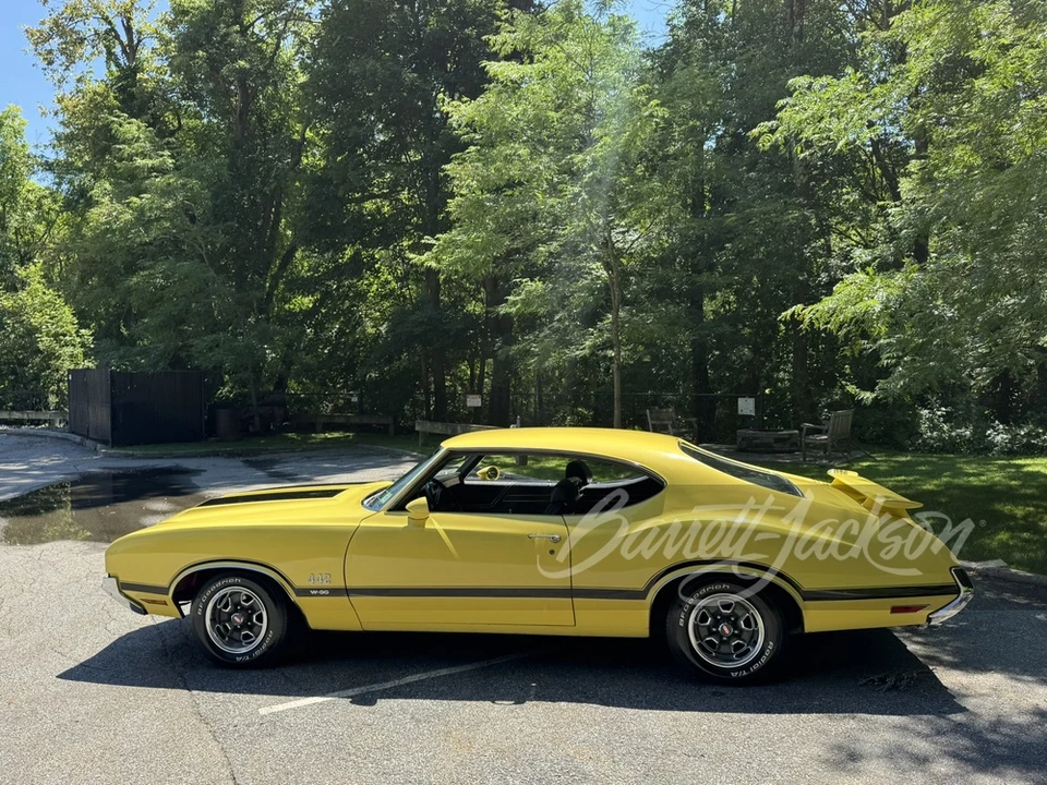 1970 Oldsmobile 442 W-30 2nd Gen - Image 2 of 12