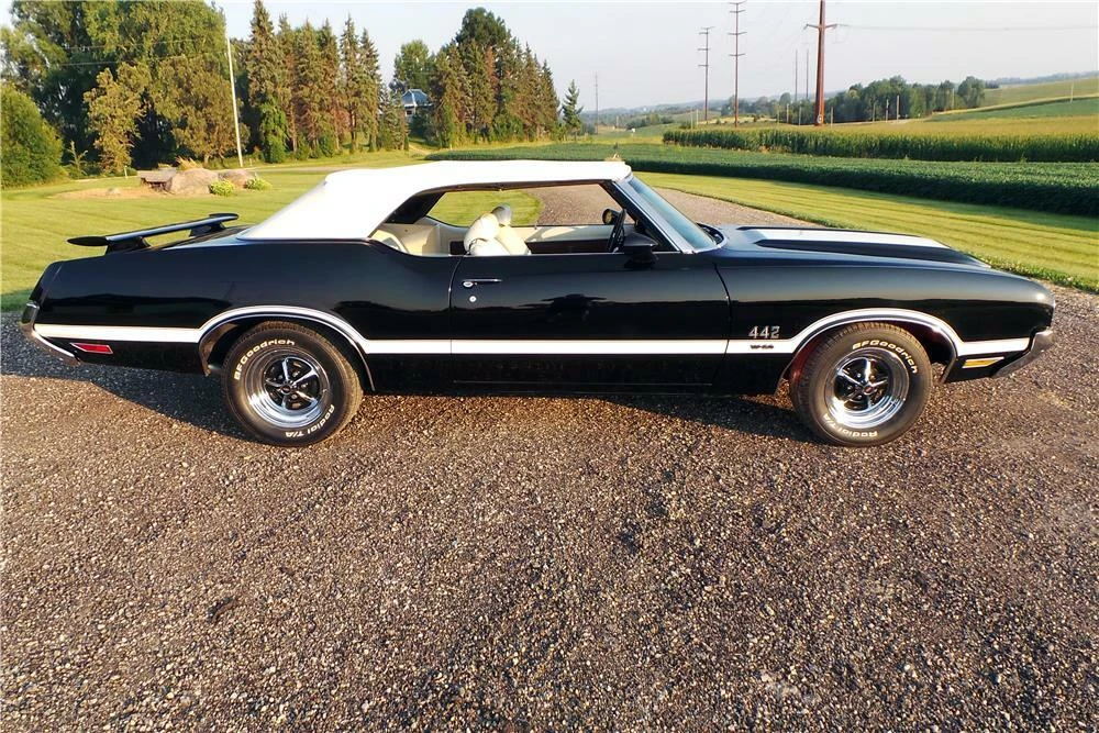 1970 Oldsmobile Cutlass 3rd Gen - Image 4 of 4