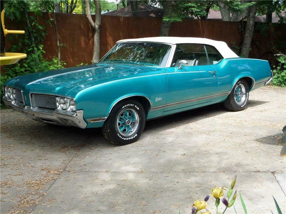 1970 Oldsmobile Cutlass 3rd Gen - Image 2 of 5