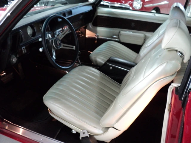1970 Oldsmobile Cutlass 3rd Gen - Image 4 of 4